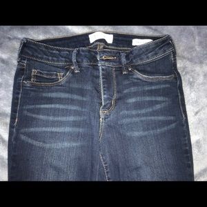 Jessica Simpson kiss me super skinny jeans 27S